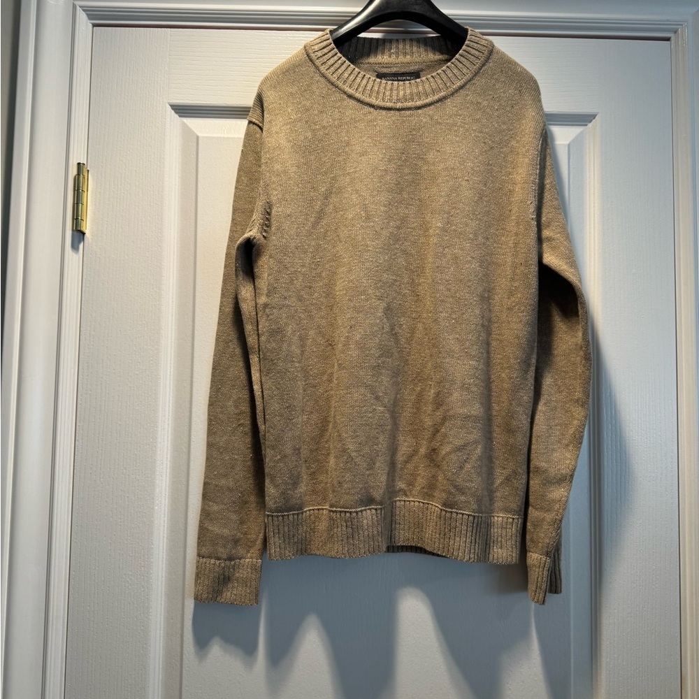 NWOT Banana Republic Sweater